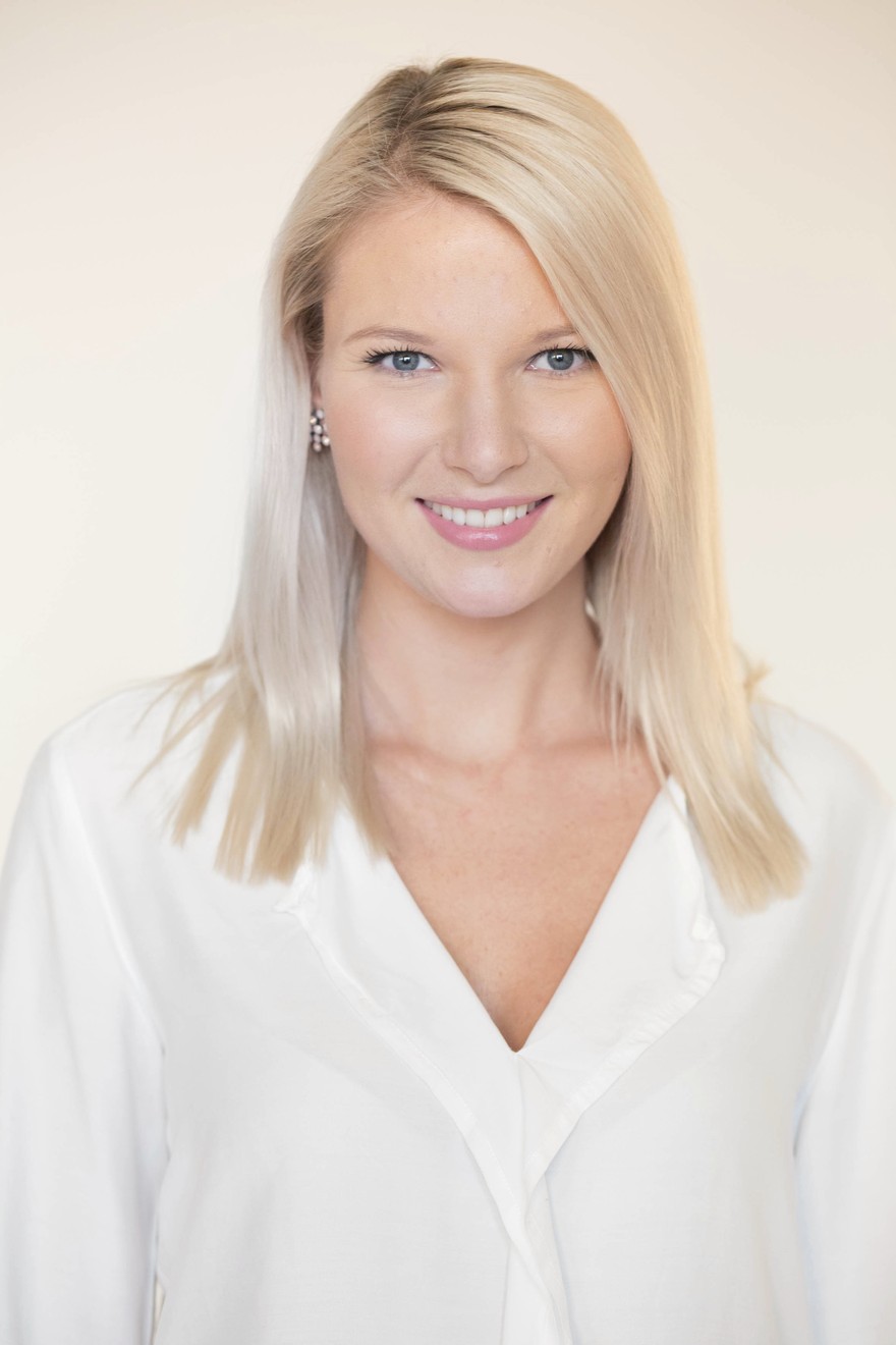 Christina Weiß, Fachzahnärztin für Oralchirurgie bei dentosoma